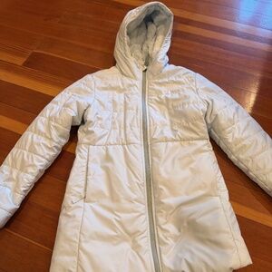 North Face Girls lined jacket M (10/12) pristine condition
